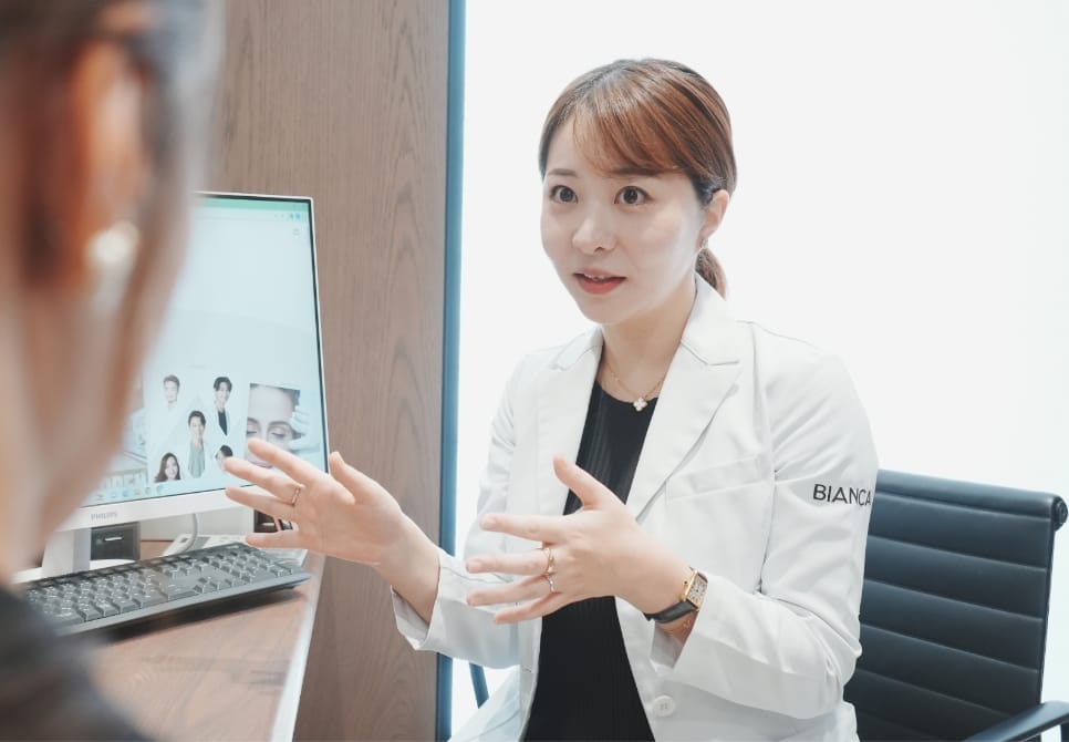 Dr. Yoko Maeda providing a consultation.