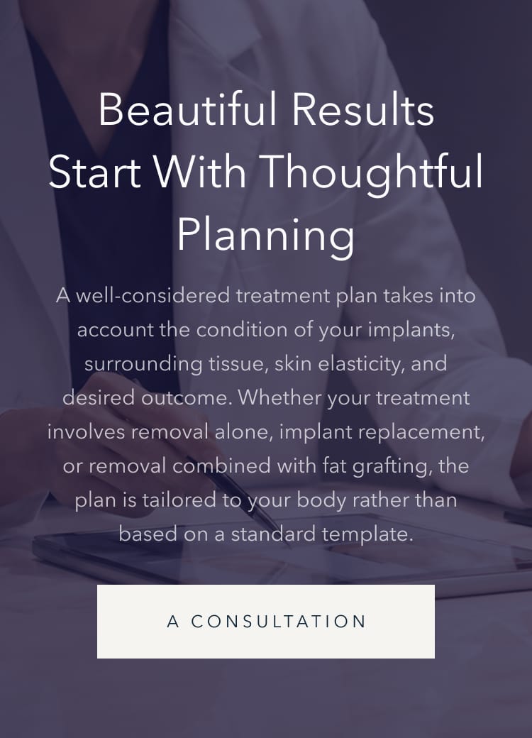 BIANCA CLINIC banner inviting consultation for personalized implant treatment planning